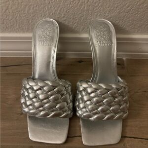 Vince Camuto Womens Brinela Leather Quilted Heel Sandals NEW Silver Pewter Sz 8